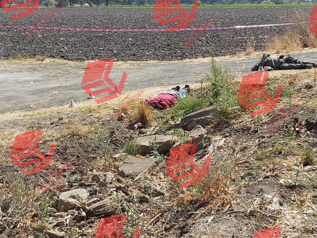 Localizan dos hombres sin vida en camino de terracería de la comunidad