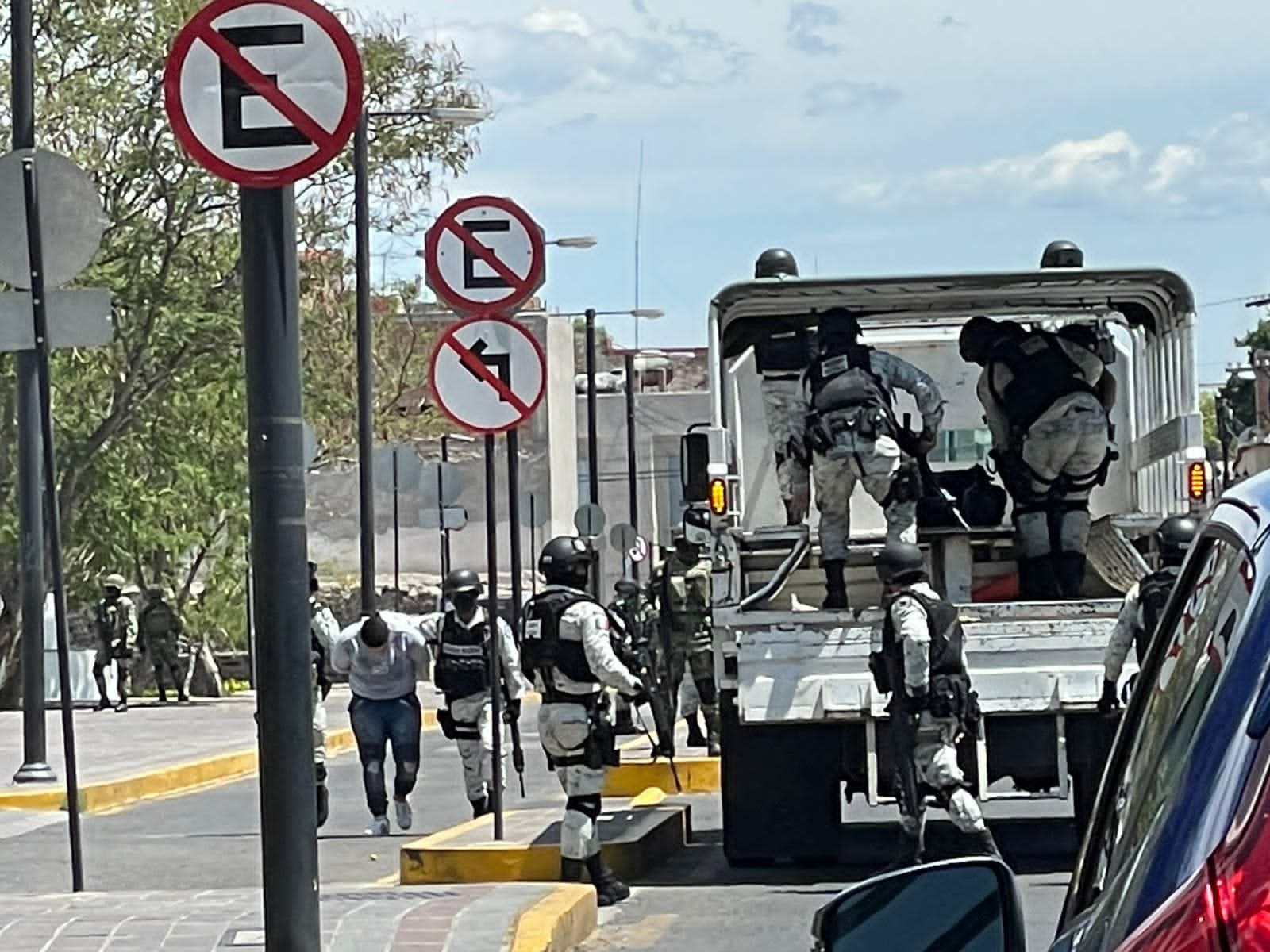 Dos Sujetos Fueron Detenidos Por Elementos De La Guardia Nacional Como