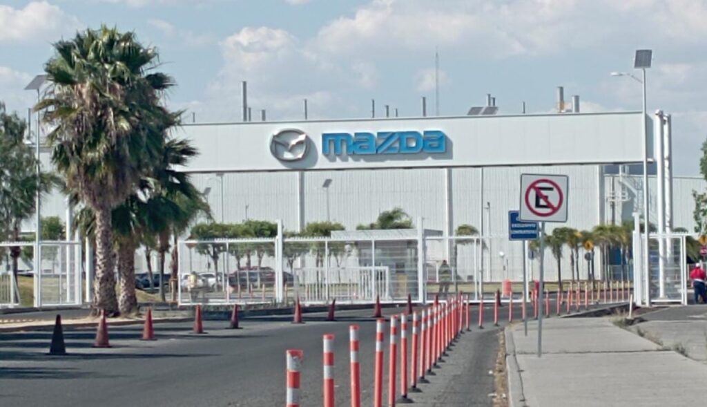 Trabajadores Sindicalizados De Mazda Decidir N La Legitimaci N Del