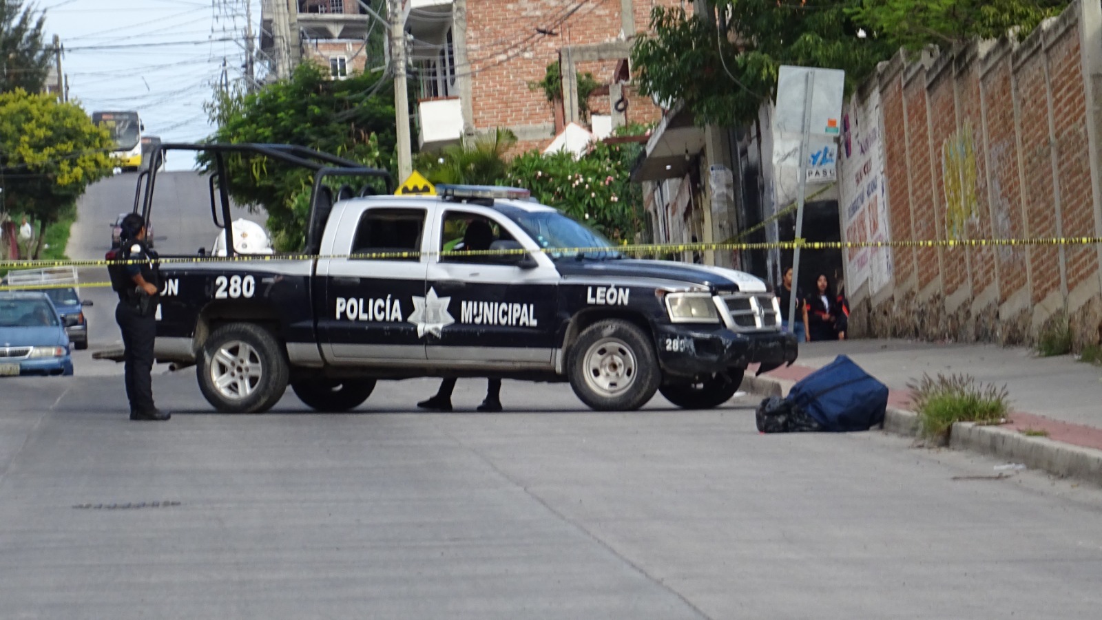 Esta mañana fue localizan el cuerpo sin vida de una persona envuelto en