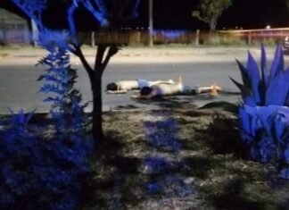 Asesinan a dos hombres en la salida a Morelia en Acámbaro, ambos presentaban visibles huellas de violencia.