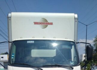 Policía de León, rescata a dos hombres privados de su libertad, los habían despojado de un camión.