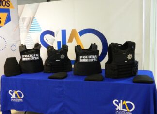 Fortalecen con equipamiento a policías de Silao.