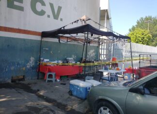 Tres personas resultaron con quemaduras de primer y segundo grado después de un flamazo en un puesto de comida en León.