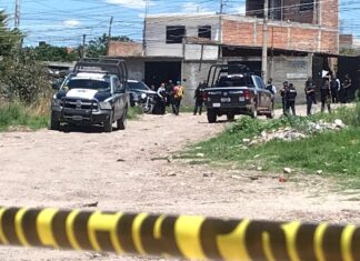 Agreden a balazos a policía en Barranca de Venaderos, en León.