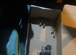 En hechos distintos policía municipal de León, detuvo a tres personas y aseguro cuatro armas de fuego.