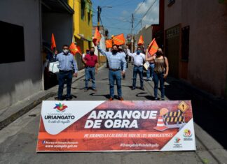 Autoridades municipales en Uriangato, iniciaron los trabajos de rehabilitación de la calle Melchor Ocampo.