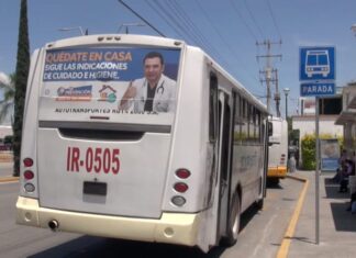 «Cruel suspender servicio de transporte en Irapuato», personas de la tercera edad.