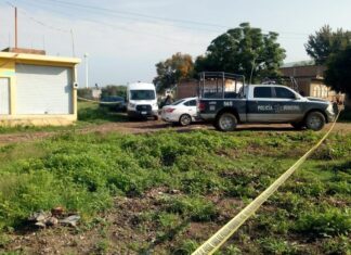Localizan el cuerpo de un hombre sin vida envuelto en una lona, en la colonia Desarrollo El Potrero, en León.