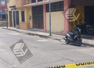 Ataque armado en un taller mecánico en Moroleon, dejo un saldo de un hombre herido de gravedad.