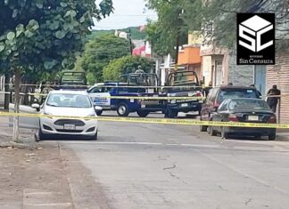 Comando armado ejecutó a un hombre en el interior de su vehículo en Uriangato.