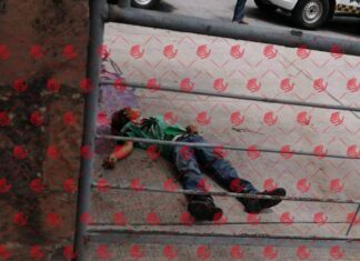 Ejecutan a un hombre en el antiguo camino a la Comanja en León, le dejaron una cartulina con un narco mensaje