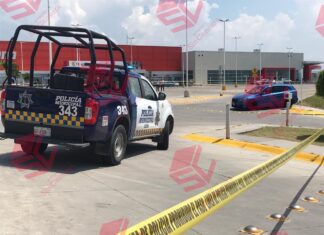 Ejecutan a un gallero al interior de una camioneta en el Boulevard Campestre en León.