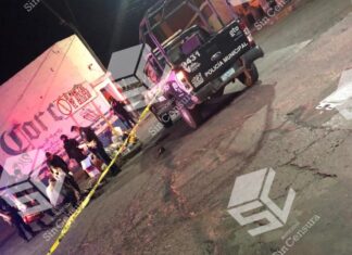 Sujetos abordo de un Audi en color gris atropellaron y mataron a un joven que viajaba en una moto acompañado de otras dos personas, en Valle de Santiago.