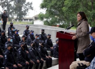 Cien elementos concluyeron su formación inicial de Infopol en Celaya.