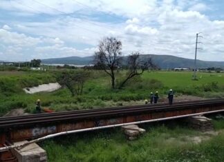 Encuentran el cuerpo sin vida de un hombre en el cauce del Río Laja en Celaya.