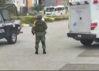 Levantan a chófer de un autobús y asesinan a su ayudante en Apaseo El Grande.