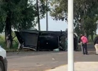 En persecución y balacera tres ministeriales resultaron lesionados en Celaya.