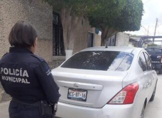 Policía de Celaya aseguro 11 vehículos con reporte de robo y detuvieron a cuatro personas como probables responsables.