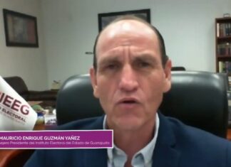 Presento el IEEG en la Universidad de Guanajuato, los cuadernillos «Construyendo Ciudadanía».