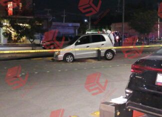 Choque entre dos autos dejo un saldo de una persona muerta, salió proyectado del auto que conducia.