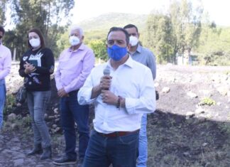 Desorden y corrupción en la administración municipal de Valle de Santiago, encabezada por Alejandro Alanis, de esto y otras corruptelas, darán cuenta al gobernador en su próxima visita algunos sectores de la población.