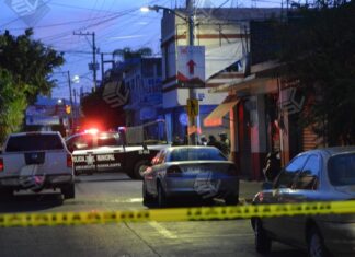 Ejecutan a un hombre en el interior de una cantina en la zona centro de Uriangato.