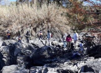 Continuan las labores de búsqueda de personas desaparecidas en Rancho Nuevo en Salvatierra, en 52 fosas se han localizado 61 cuerpos.