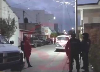 Un hombre fue ejecutado al entrar a su casa en la colonia El Durazno, en Salamanca; al parecer trabajaba en una carnicería en el mercado Tomasa Esteves.