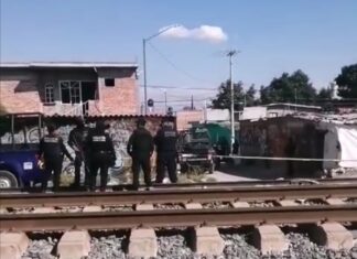 Ejecutan a una pareja al interior se su humilde vivienda en la colonia Emiliano Zapata, en Celaya.