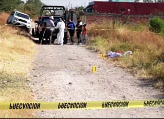 Asesinan a un hombre a puñaladas en la colonia Pavorreal en Irapuato.