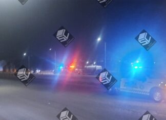 Ataques simultáneos en la zona sur del estado, incendian vehículos en Moroleón, Uriangato y Yuriria.