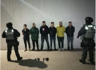 Detienen a seis con dos armas de fuego en Celaya.