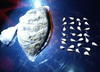 Detienen a sujeto por posesión y presunta distribución de drogas en León.