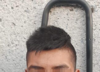 Policía municipal de Valle de Santiago detuvo a cuatro sujetos dedicados al robo de vehículos.