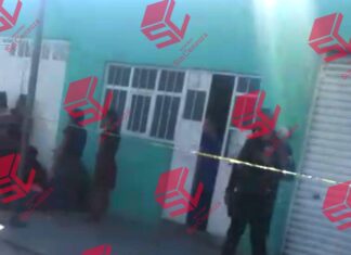 Motosicarios ejecutan a un hombre al interior de su casa, a la madre de la víctima la dejaron mal herida en Valle de Santiago.