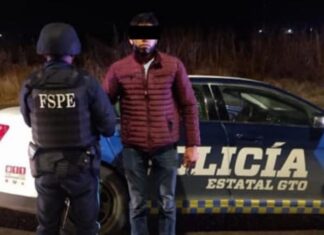 Elemento de las FSPE resulto lesionado después de que otro vehículo impactara la unidad que conducía, en León.