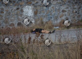 Localizan el cuerpo de una mujer sin vida en Moroleon, presentaba varias heridas de bala.