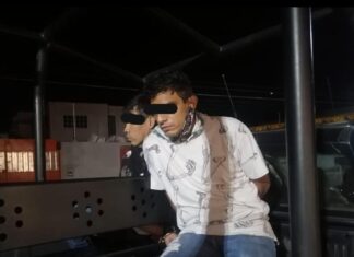 Policía municipal detiene a dos sujetos por robo a tienda de convivencia está madrugada en Salamanca.