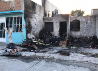 Incendio en un inmueble de la colonia Delta 2000, dejo un saldo de un hombre calcinado.