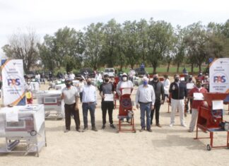 Autoridades municipales de Valle Santiago, arrancaron el programa » Patio Productivo», en la comunidad de La Compañía.