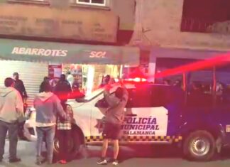 Balacean a un hombre al interior de una tienda de abarrotes en la Infonavit I, en Salamanca. en