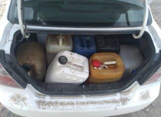 Detiene la Policía de León a 3 personas por la posesión de hidrocarburo.