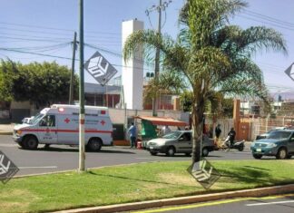 Carro de tacos arrolla a una mujer en Moroleon.