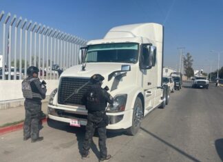 Policía Municipal en Celaya aseguro ocho vehículos con reporte de robo, hay un detenido.