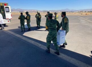 LLEGAN VACUNAS CONTRA COVID-19 PFIZER PARA INMUNIZAR PERSONAL MÉDICO.