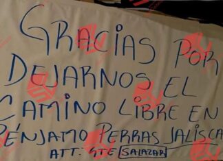 Dejan mantas alusivas con narco mensaje en Penjamo.