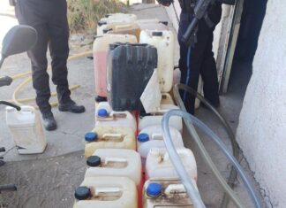 La Policía de León aseguró más de 900 litros de hidrocarburo y detuvo a tres personas