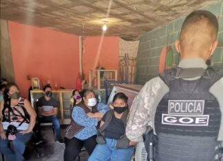 Intercambian juguetes bélicos por artículos deportivos en la colonia Ampliación La Gloria en Salamanca.