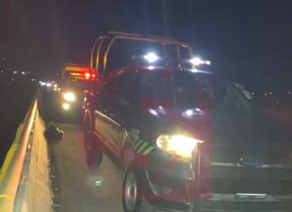 Abandonan el cuerpo de una.persona ejecutada envuelto en bolsas de plástico en el libramiento Valle-Irapuato, en Salamanca.